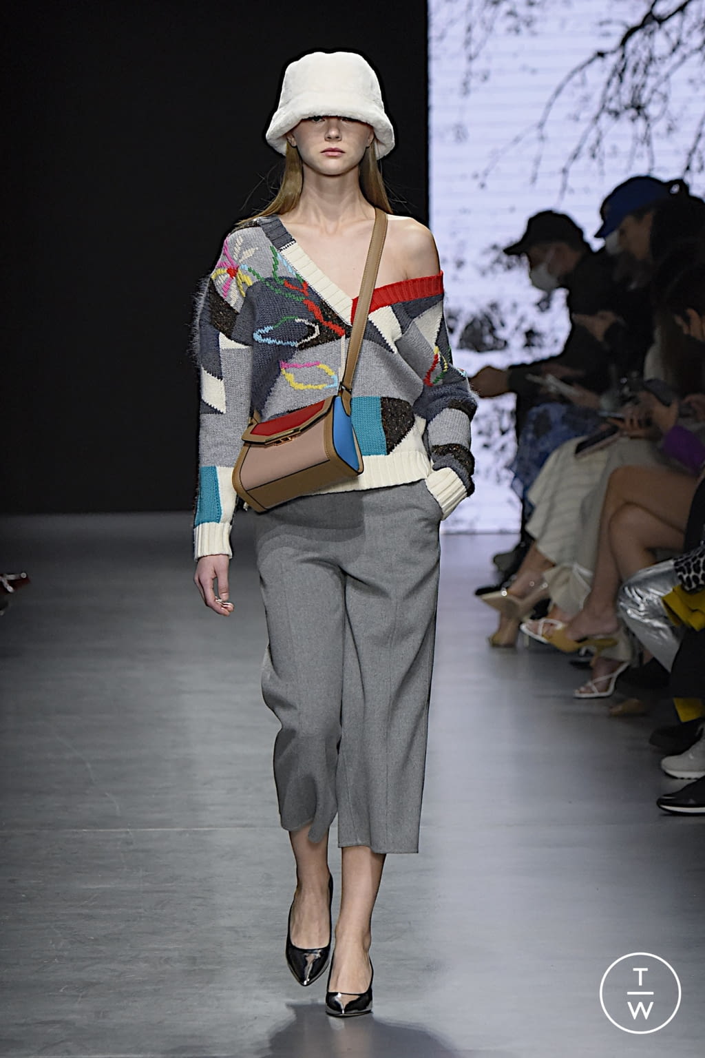 Fashion Week Milan Fall/Winter 2022 look 23 from the Maryling collection 女装