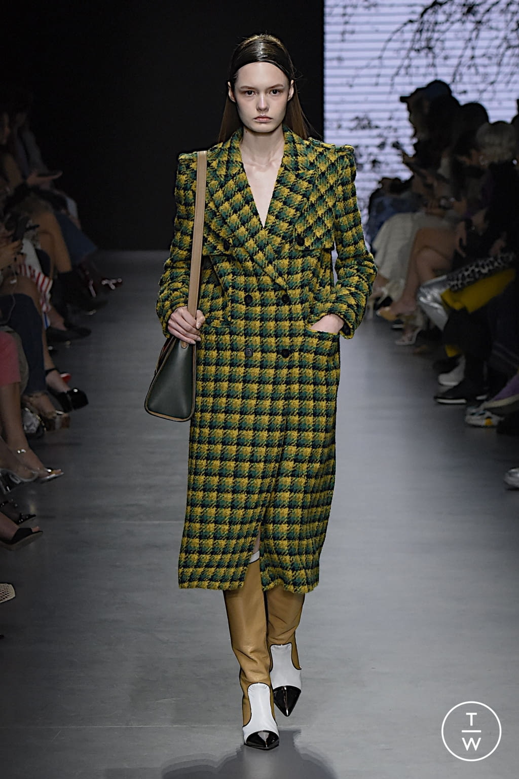 Fashion Week Milan Fall/Winter 2022 look 27 from the Maryling collection womenswear