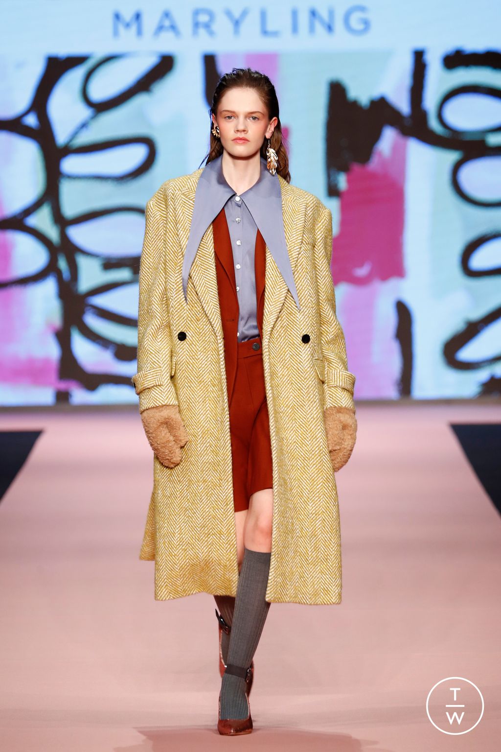 Fashion Week Milan Fall/Winter 2023 look 1 de la collection Maryling womenswear