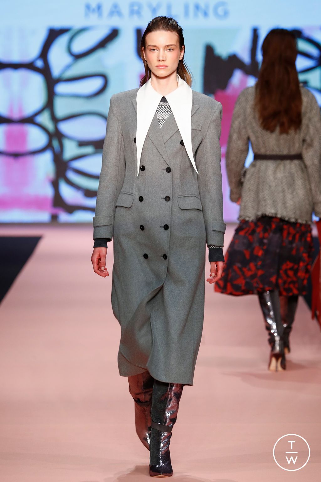Fashion Week Milan Fall/Winter 2023 look 7 de la collection Maryling womenswear