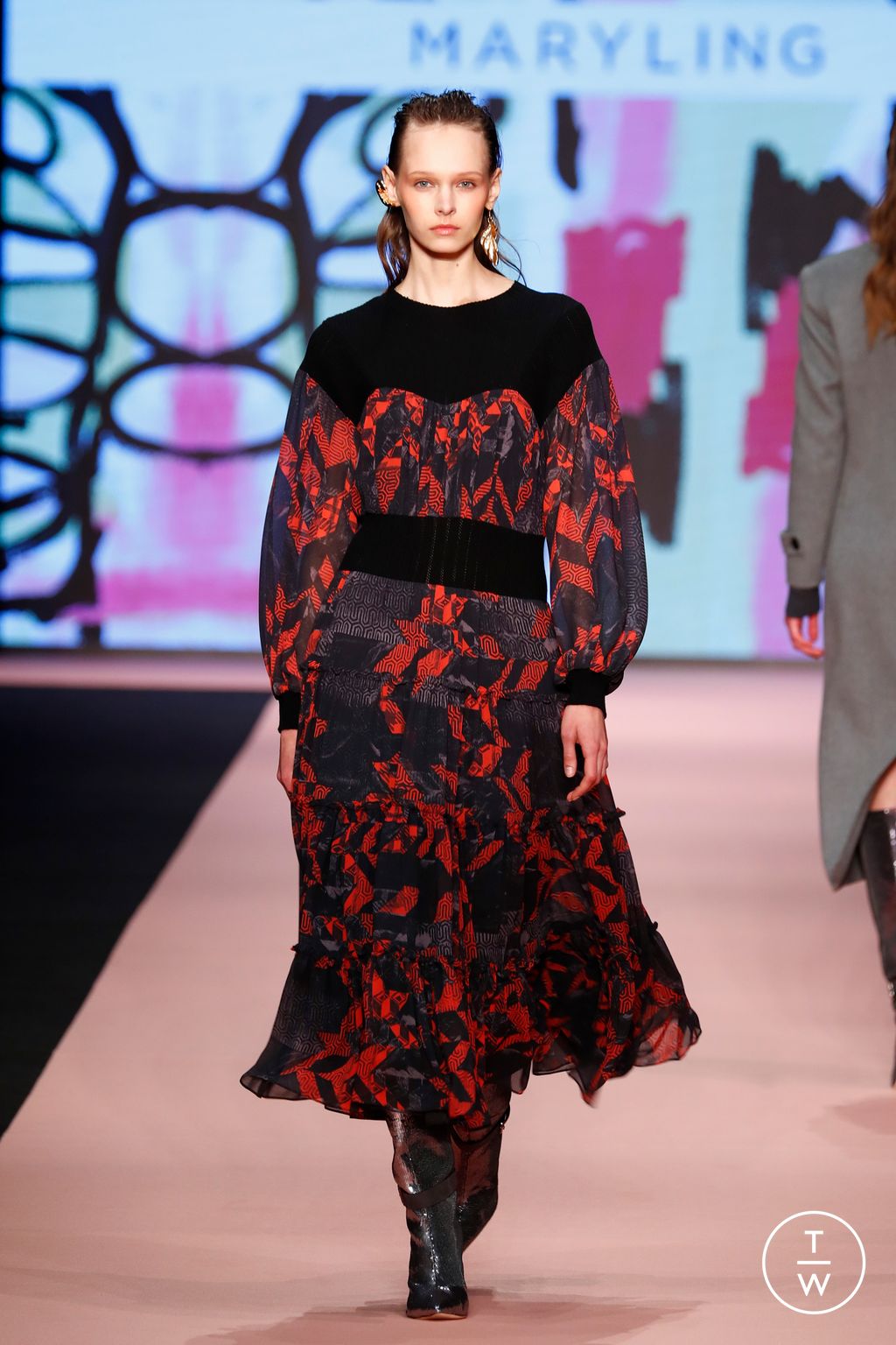 Fashion Week Milan Fall/Winter 2023 look 8 de la collection Maryling womenswear