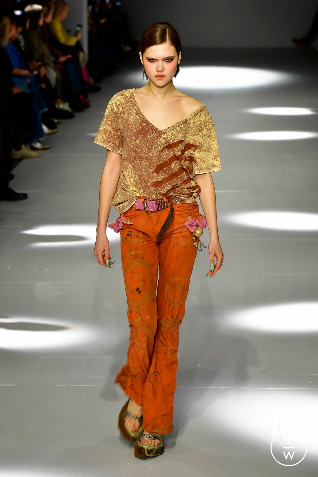 Fashion Week London Fall/Winter 2024 look 3 from the Masha Popova collection womenswear