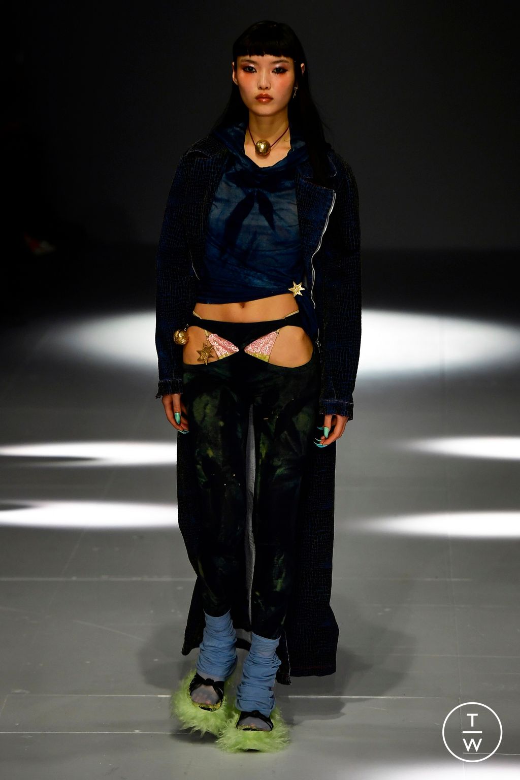 Fashion Week London Fall/Winter 2024 look 7 de la collection Masha Popova womenswear
