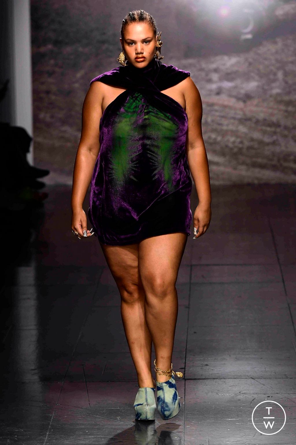 Fashion Week London Spring/Summer 2024 look 21 from the Masha Popova collection womenswear