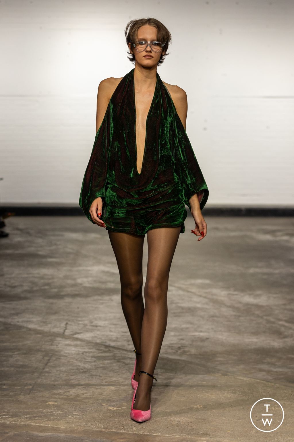 Fashion Week London Spring/Summer 2025 look 5 from the Masha Popova collection womenswear