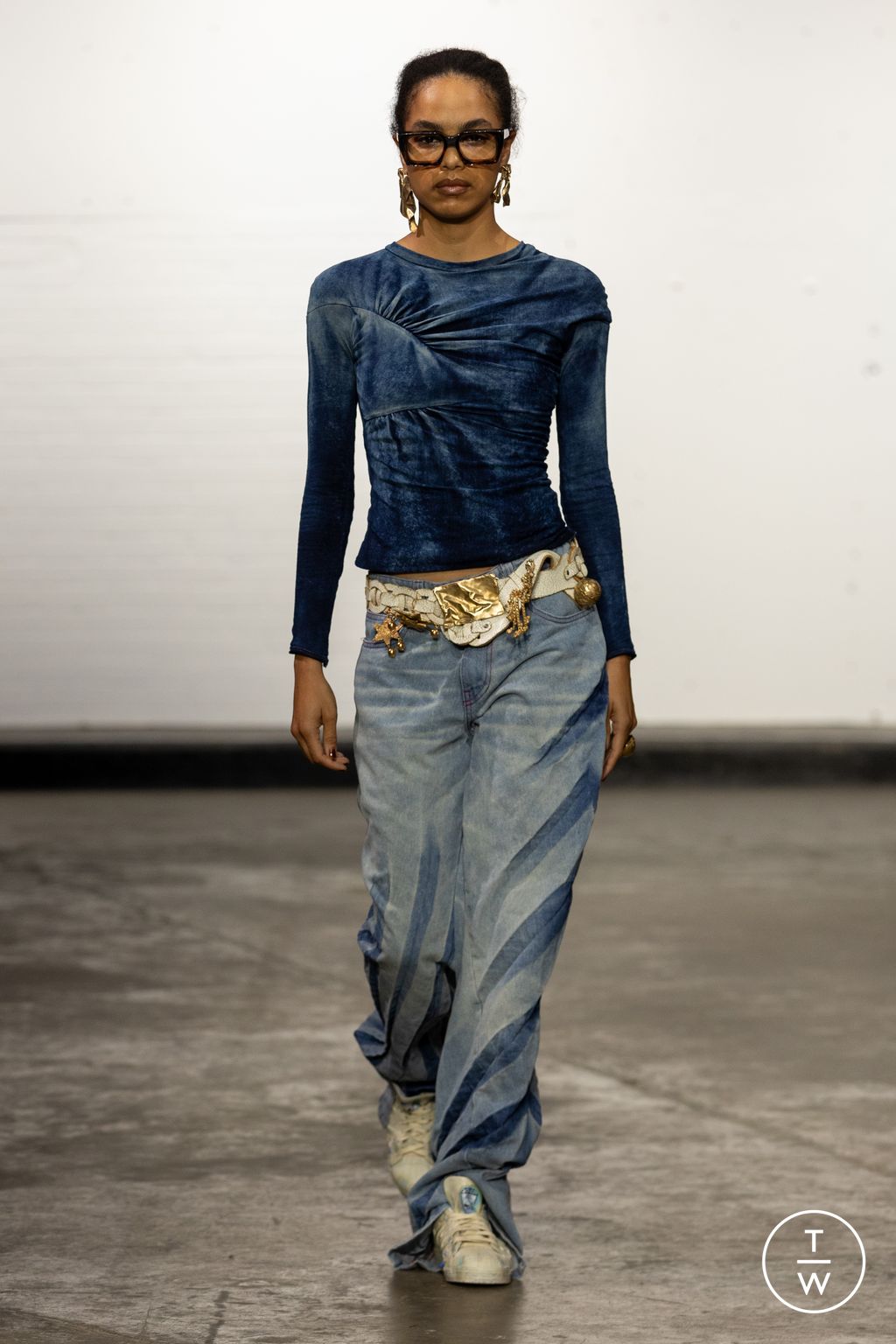 Fashion Week London Spring/Summer 2025 look 16 from the Masha Popova collection womenswear