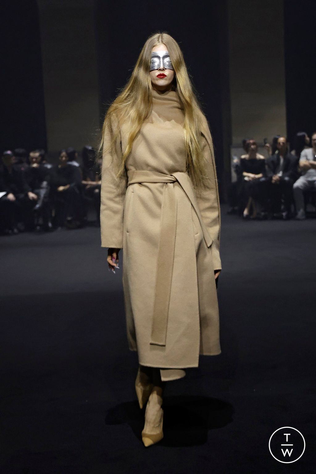 Fashion Week Paris Fall/Winter 2026 look 17 de la collection Matières Fécales womenswear