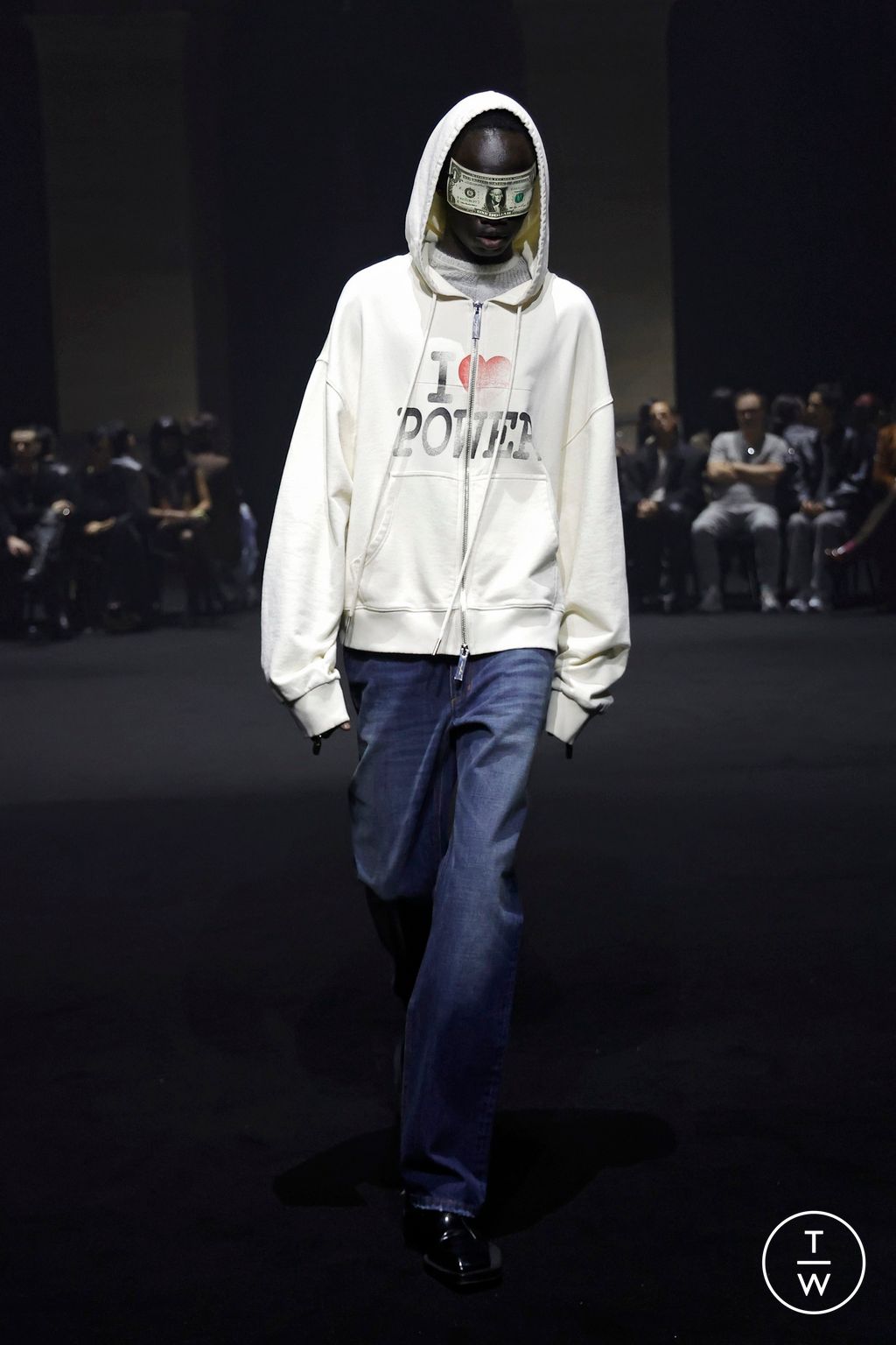 Fashion Week Paris Fall/Winter 2026 look 19 de la collection Matières Fécales womenswear