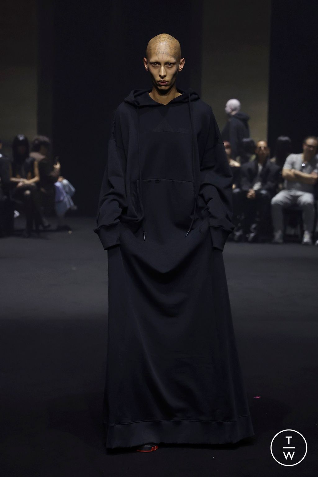 Fashion Week Paris Fall/Winter 2026 look 36 de la collection Matières Fécales womenswear