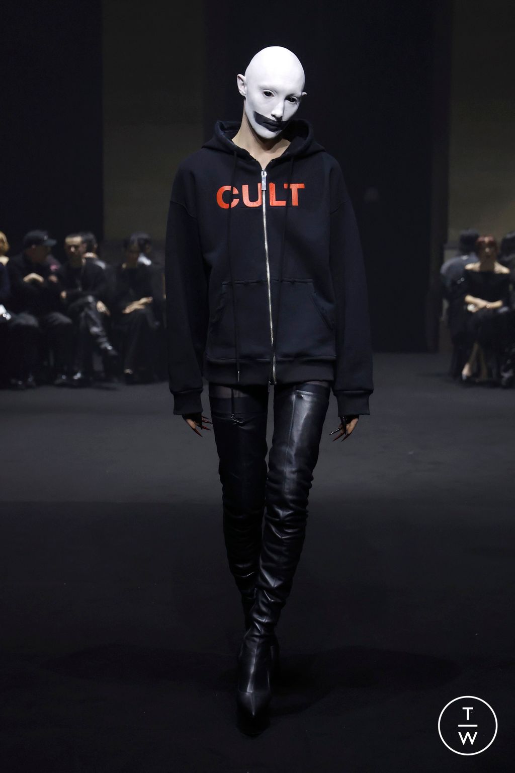 Fashion Week Paris Fall/Winter 2026 look 37 de la collection Matières Fécales womenswear