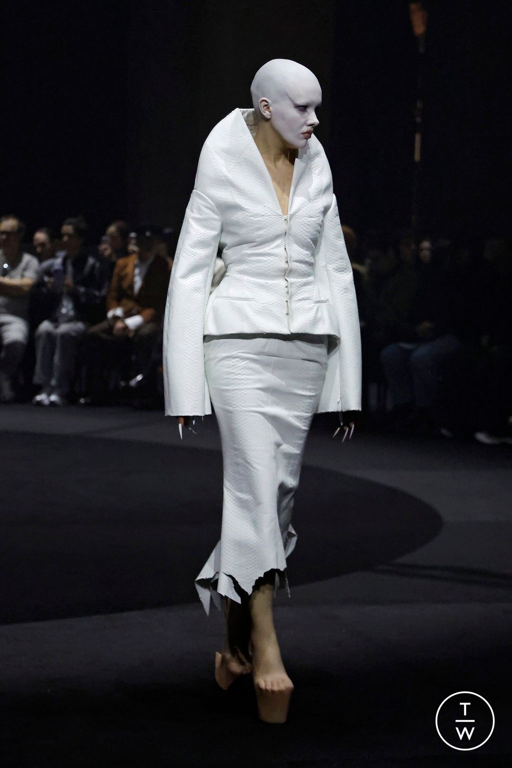 Fashion Week Paris Fall/Winter 2026 look 39 de la collection Matières Fécales womenswear