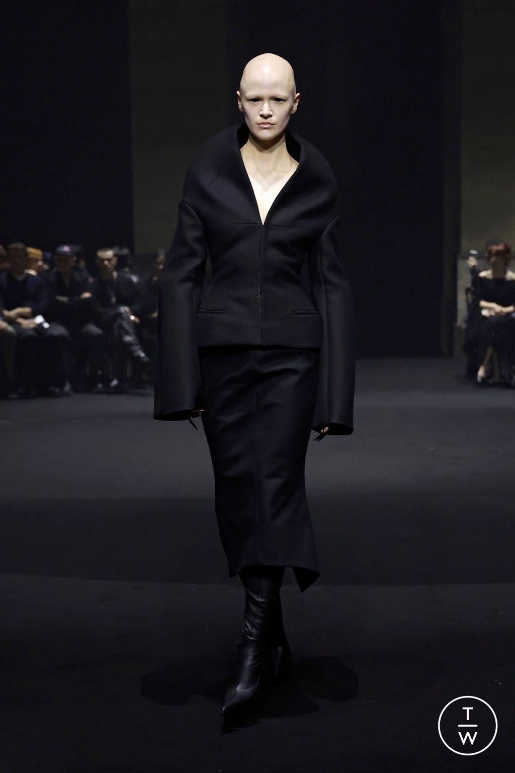 Fashion Week Paris Fall/Winter 2026 look 40 de la collection Matières Fécales womenswear