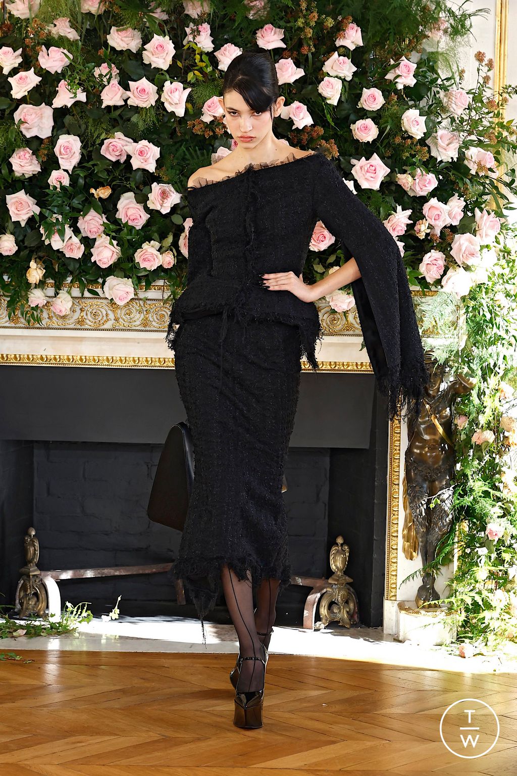 Fashion Week Paris Spring/Summer 2026 look 10 from the Matières Fécales collection womenswear