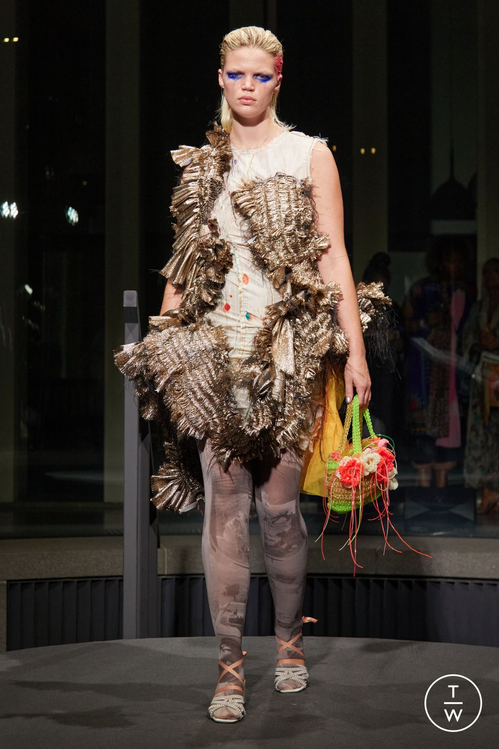 Fashion Week London Spring/Summer 2024 look 4 from the Matty Bovan collection womenswear