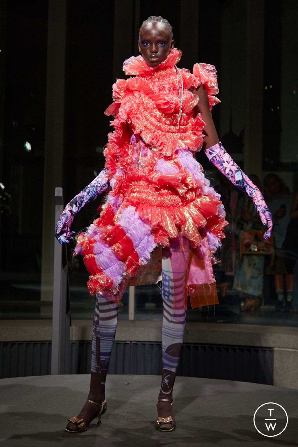 Fashion Week London Spring/Summer 2024 look 15 from the Matty Bovan collection womenswear