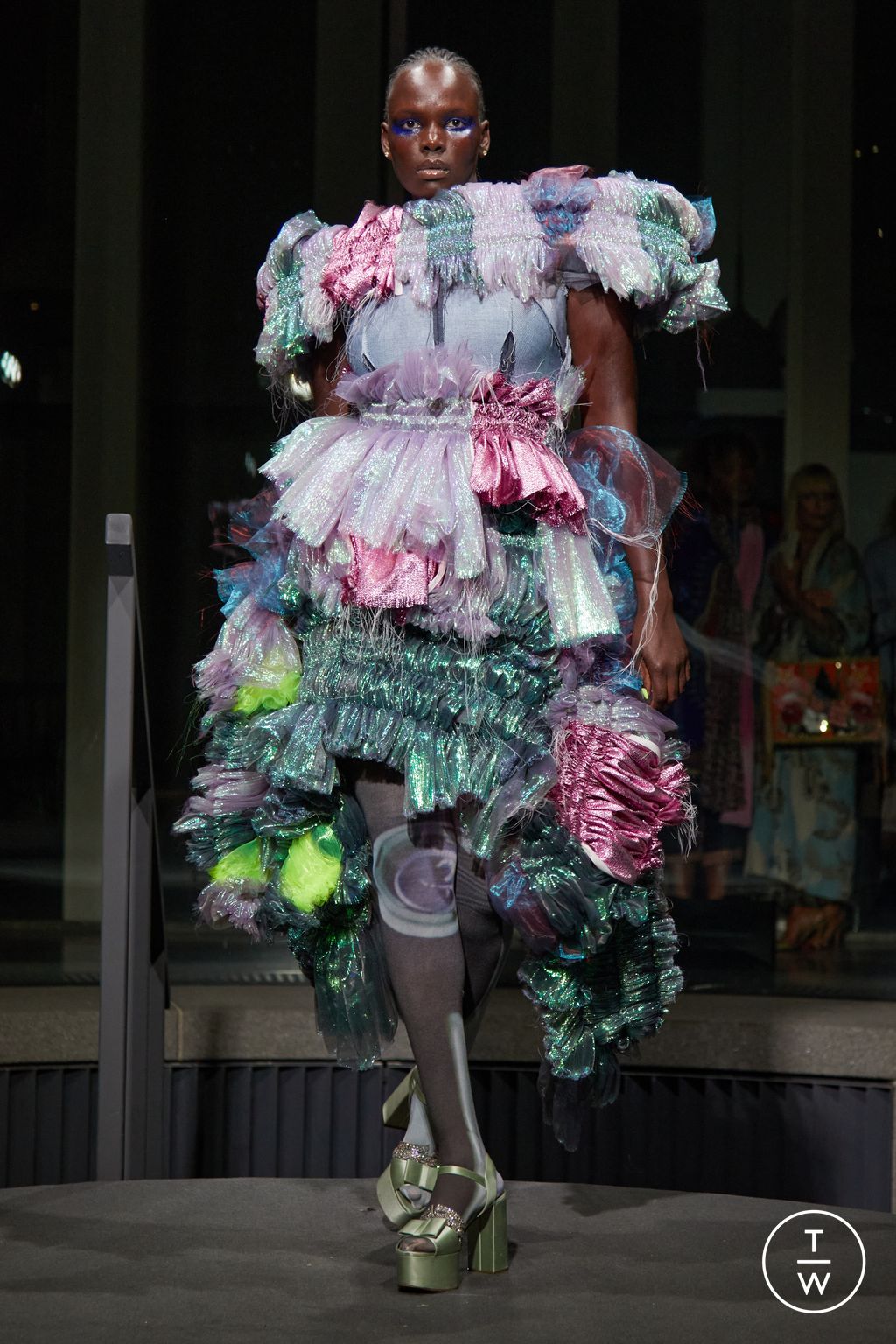 Fashion Week London Spring/Summer 2024 look 19 from the Matty Bovan collection womenswear