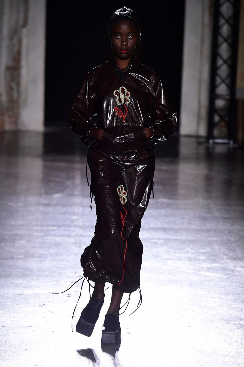 Fashion Week Milan Spring/Summer 2024 look 18 from the MAXIVIVE collection womenswear