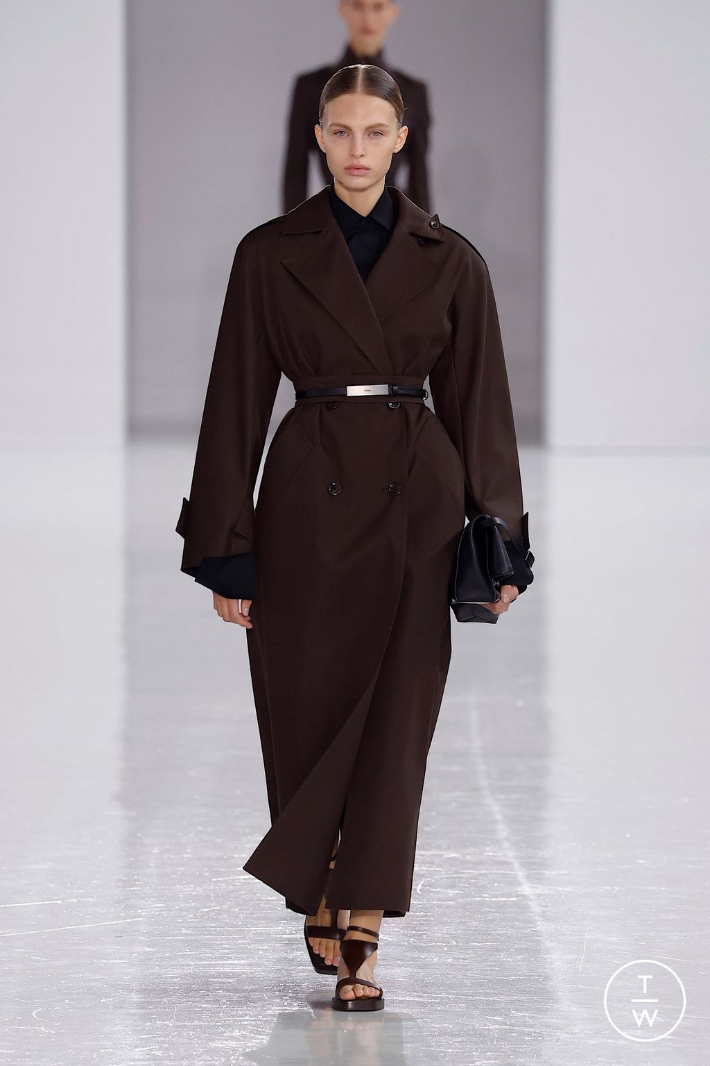 Fashion Week Milan Spring/Summer 2025 look 7 from the Max Mara collection womenswear