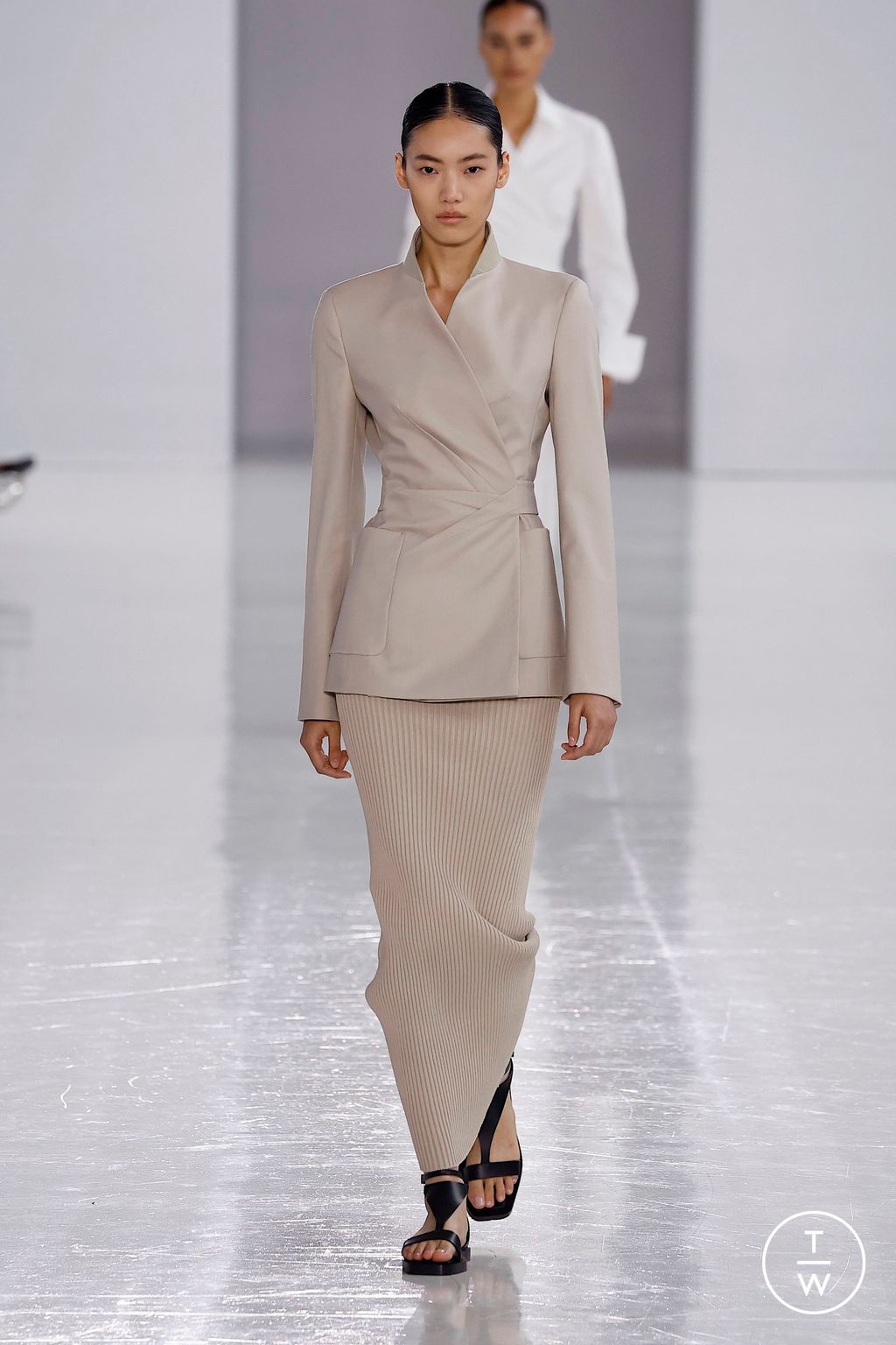 Fashion Week Milan Spring-Summer 2025 look 15 from the Max Mara collection womenswear