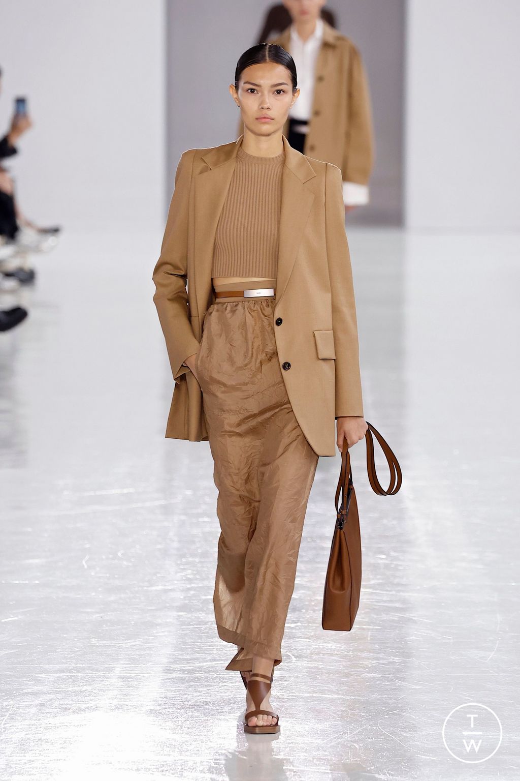 Fashion Week Milan Spring-Summer 2025 look 24 from the Max Mara collection womenswear