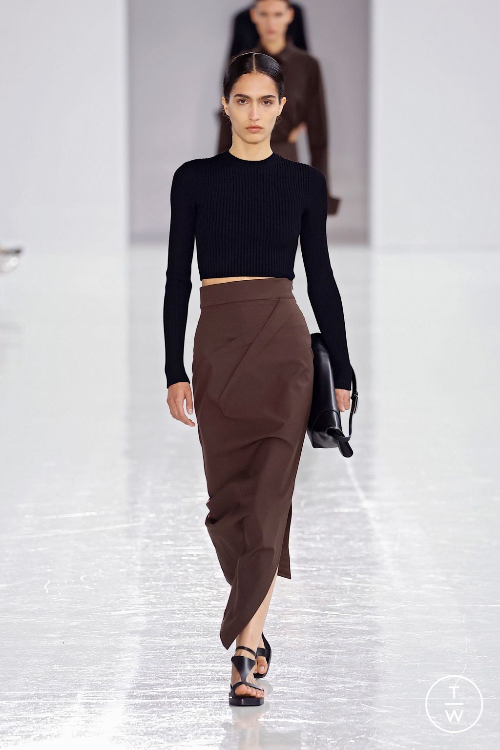 Fashion Week Milan Spring-Summer 2025 look 27 from the Max Mara collection womenswear