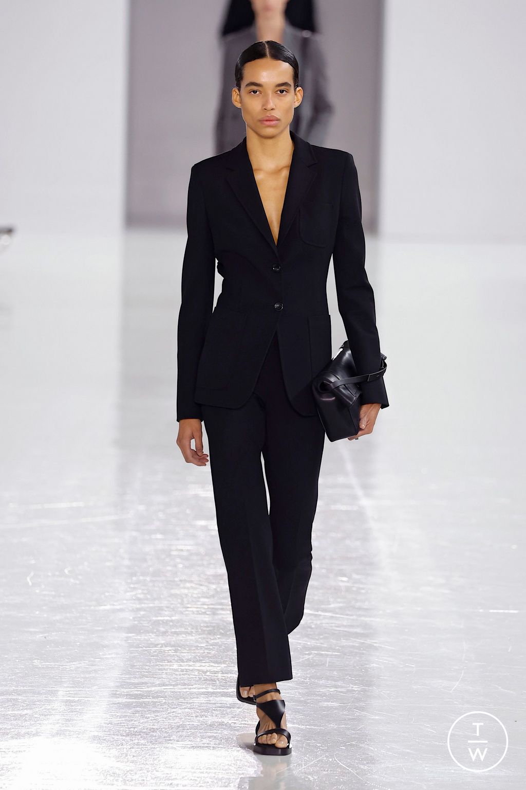 Fashion Week Milan Spring-Summer 2025 look 36 from the Max Mara collection 女装