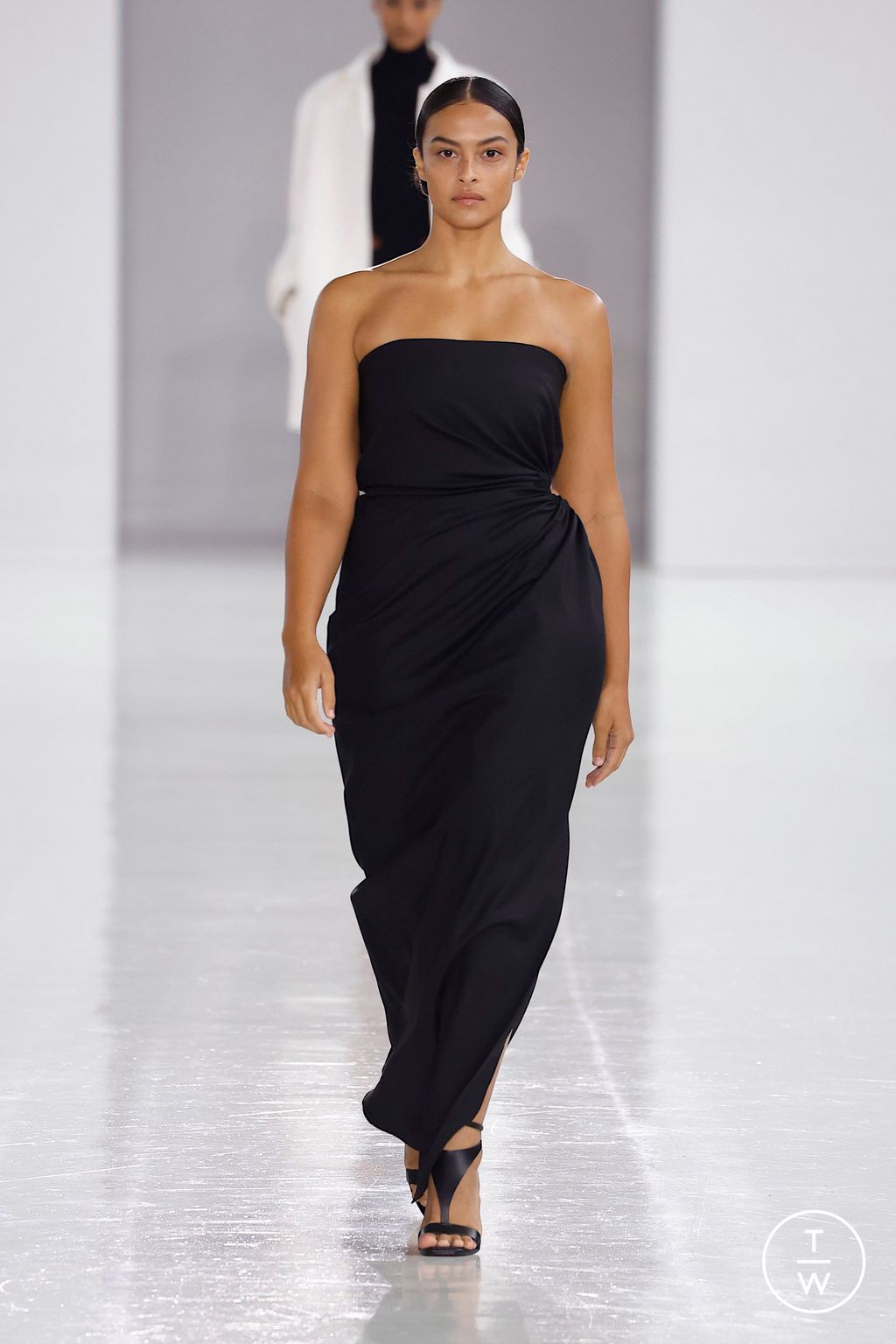 Fashion Week Milan Spring/Summer 2025 look 41 de la collection Max Mara womenswear