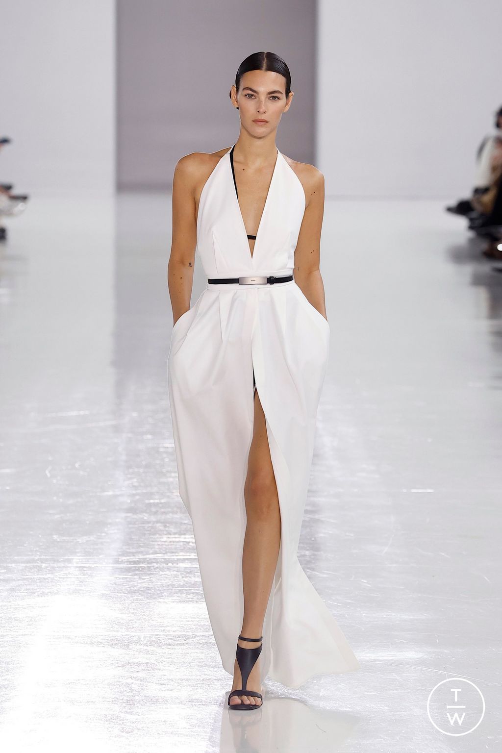 Fashion Week Milan Spring-Summer 2025 look 48 from the Max Mara collection womenswear