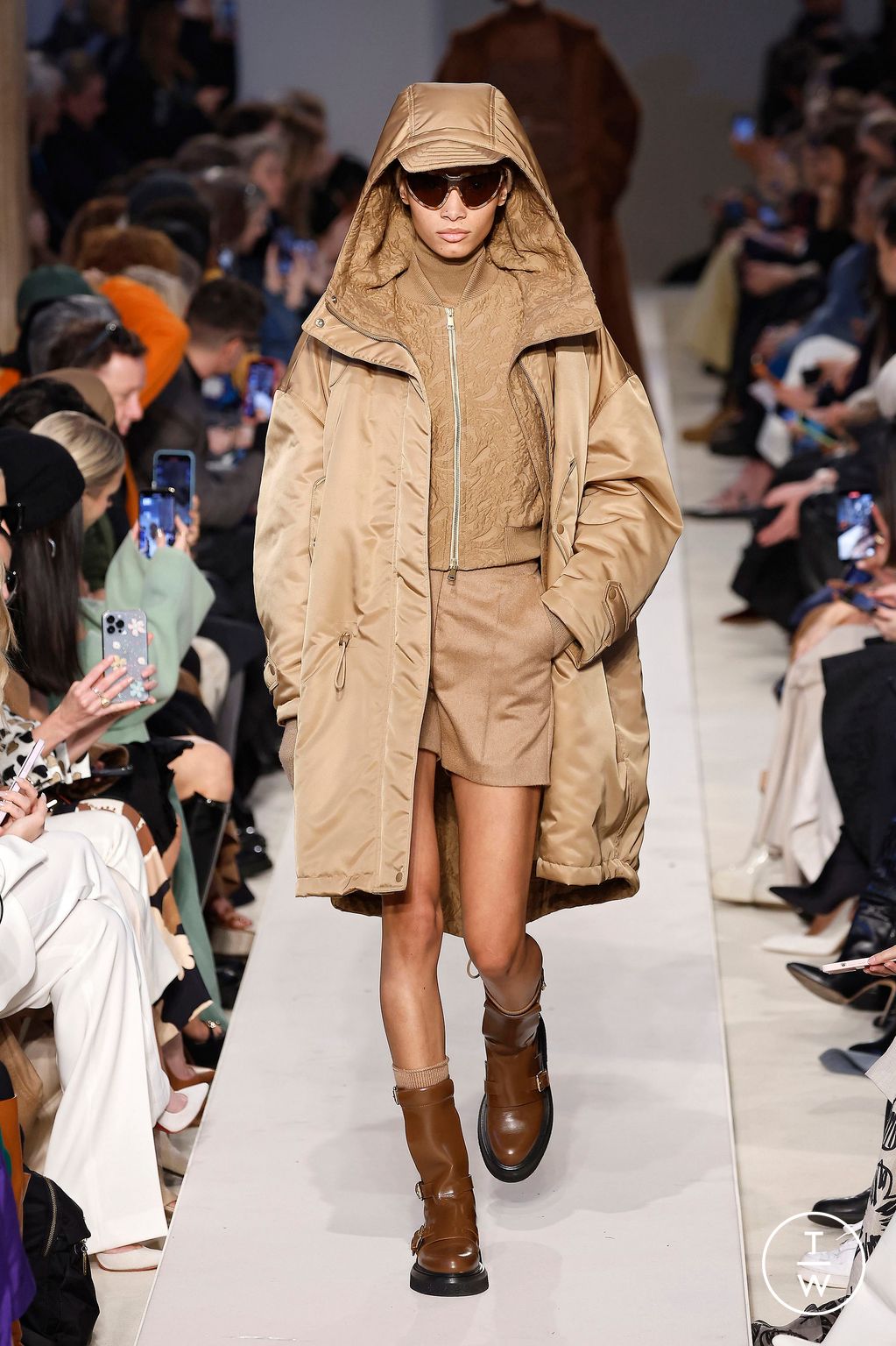 Fashion Week Milan Fall/Winter 2023 look 8 from the Max Mara collection womenswear