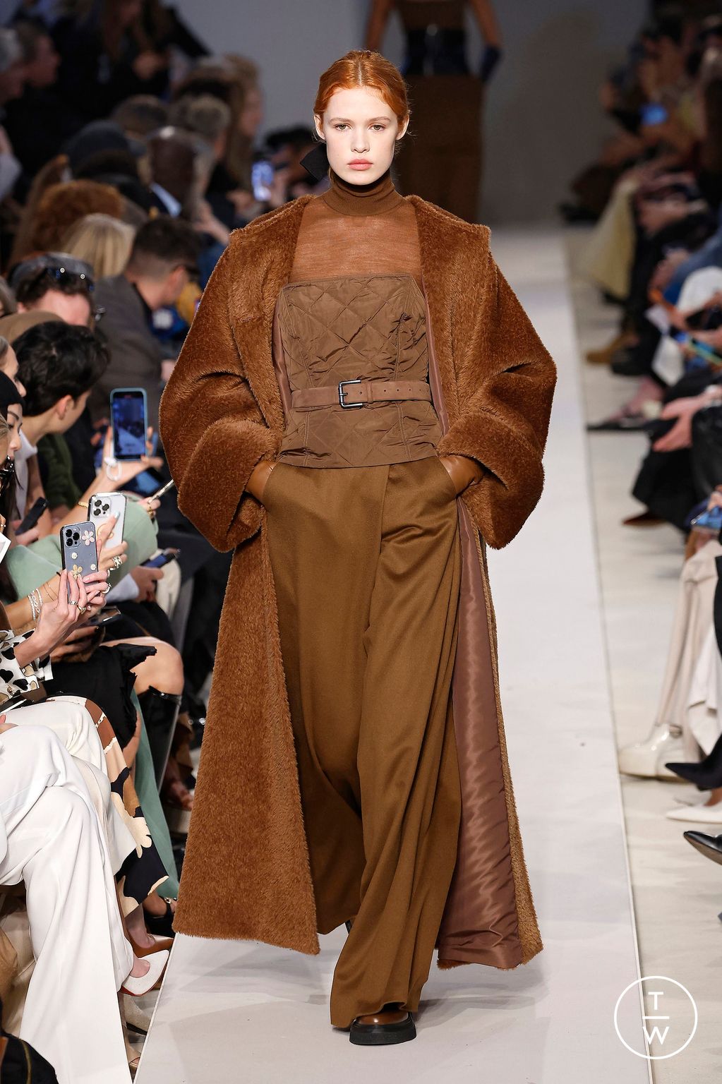 Fashion Week Milan Fall/Winter 2023 look 9 from the Max Mara collection womenswear