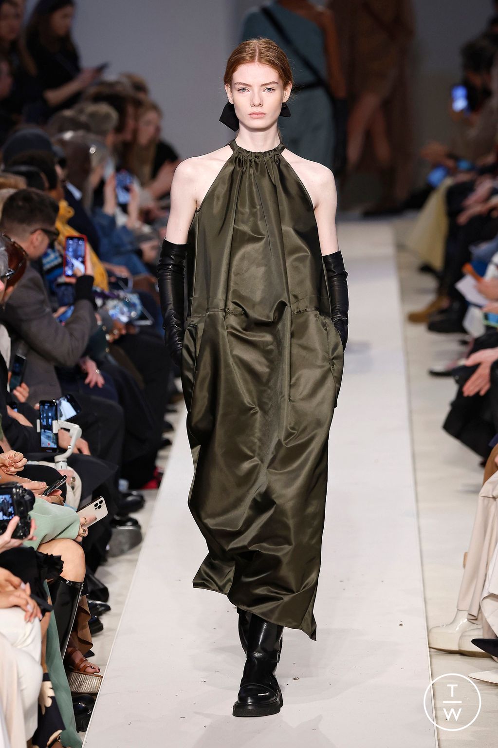 Fashion Week Milan Fall/Winter 2023 look 31 from the Max Mara collection womenswear