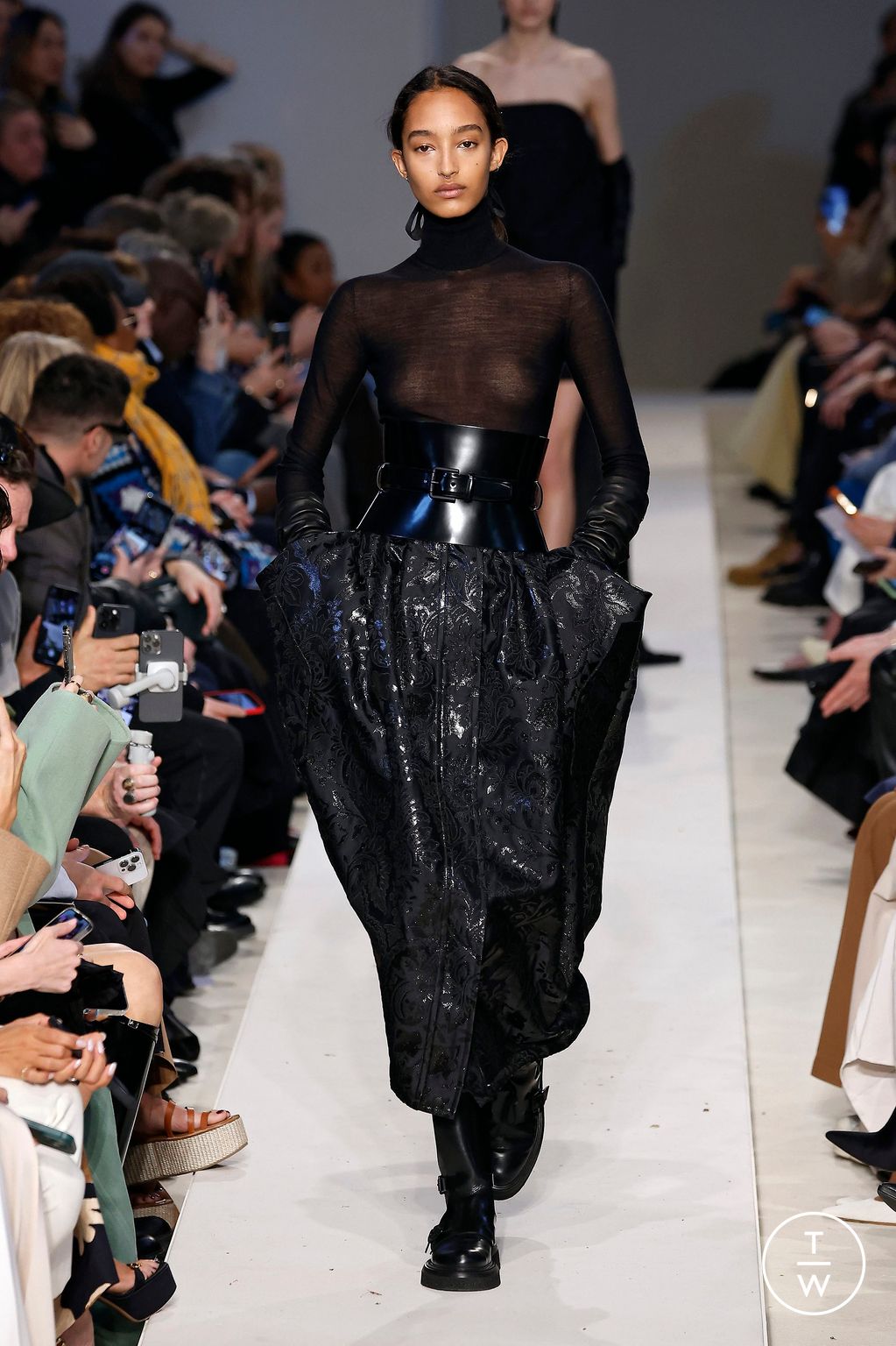 Fashion Week Milan Fall/Winter 2023 look 46 de la collection Max Mara womenswear