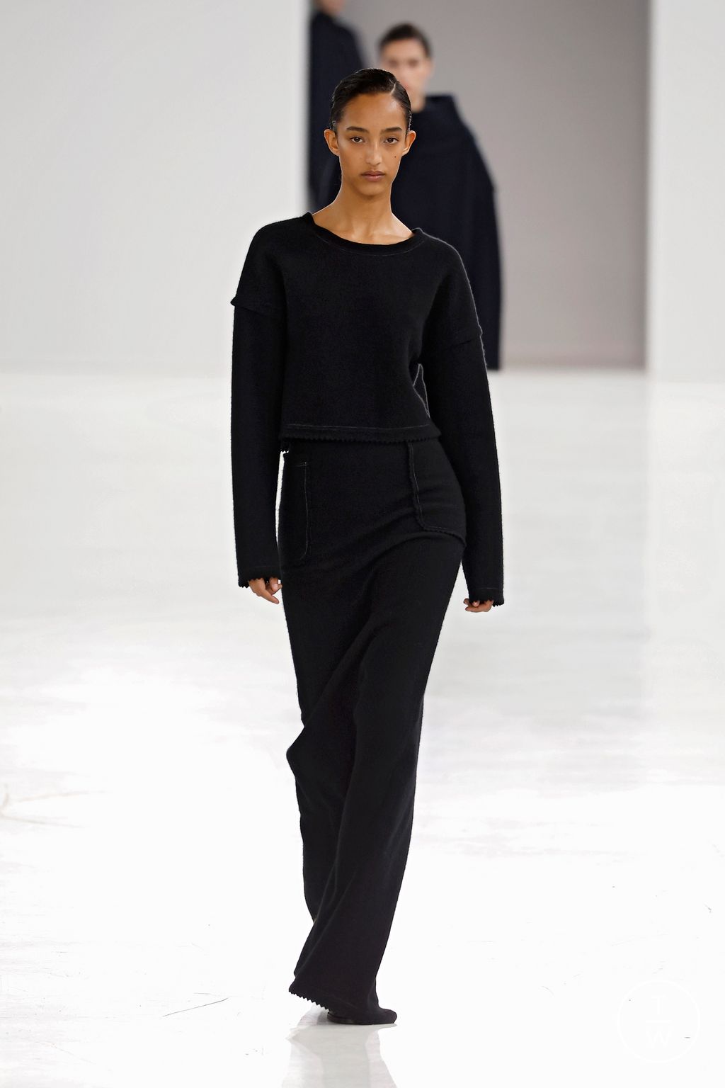 Fashion Week Milan Fall/Winter 2024 look 2 from the Max Mara collection womenswear