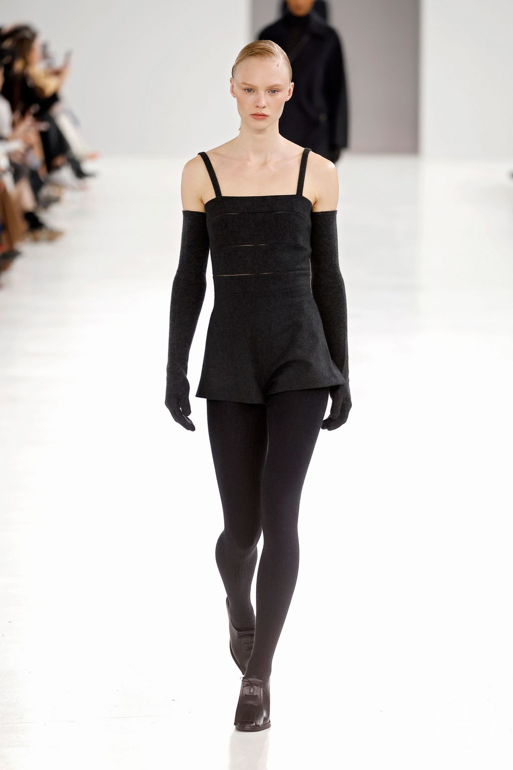 Fashion Week Milan Fall/Winter 2024 look 14 from the Max Mara collection 女装