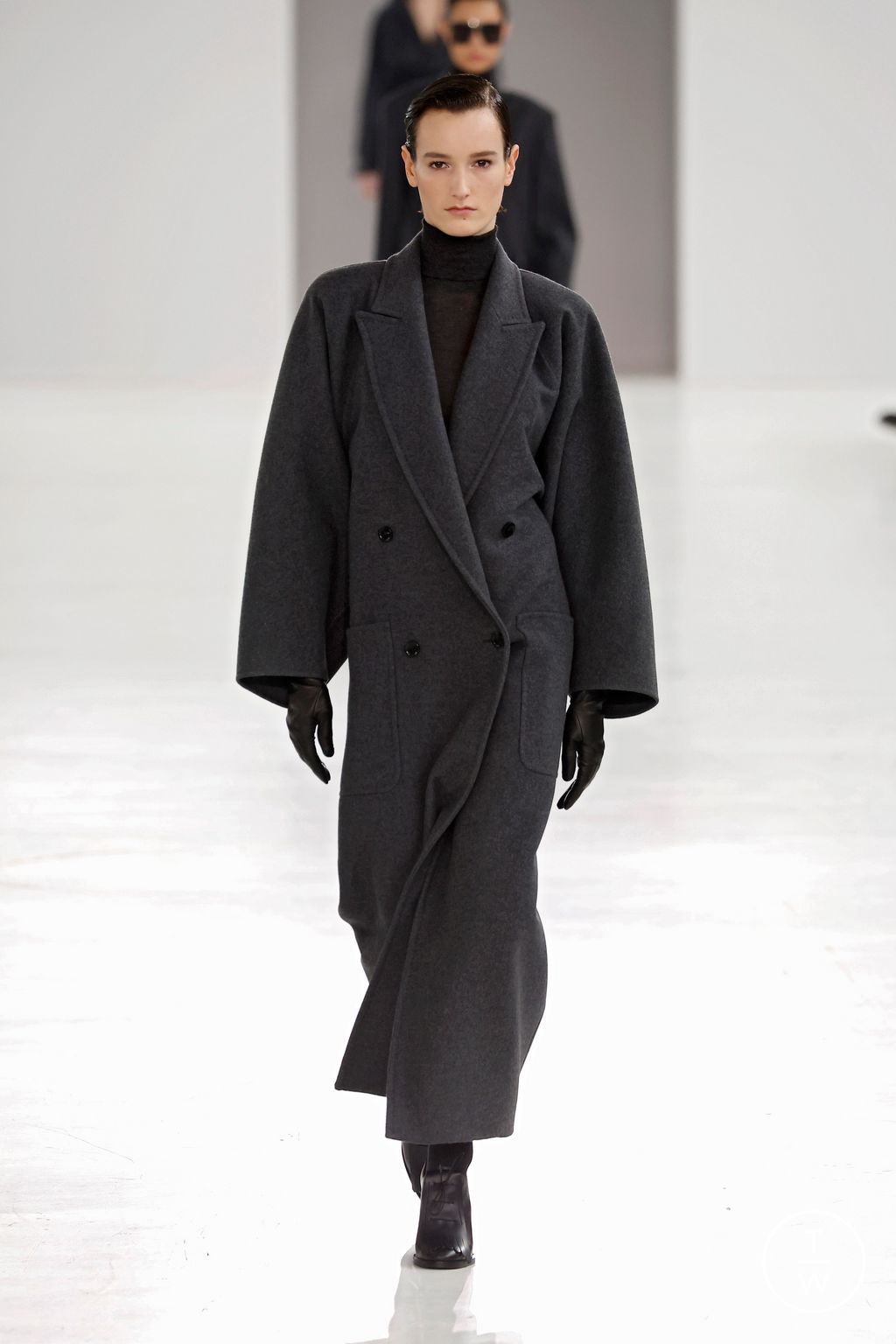 Fashion Week Milan Fall/Winter 2024 look 17 from the Max Mara collection womenswear