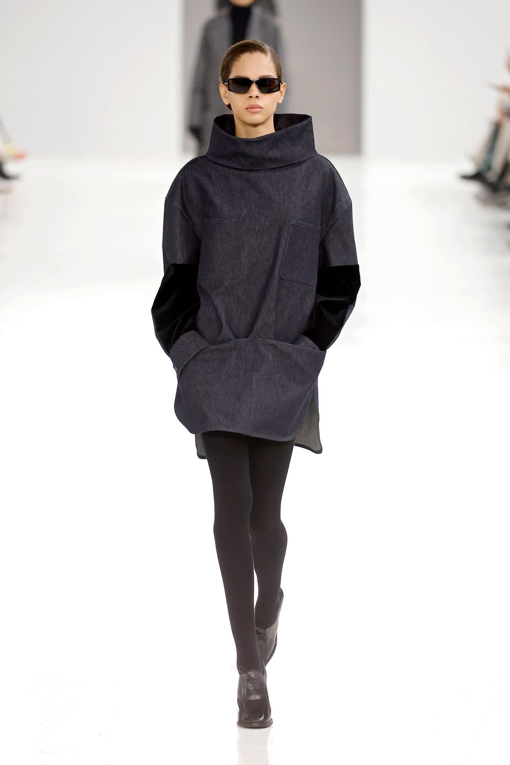Fashion Week Milan Fall/Winter 2024 look 22 from the Max Mara collection womenswear
