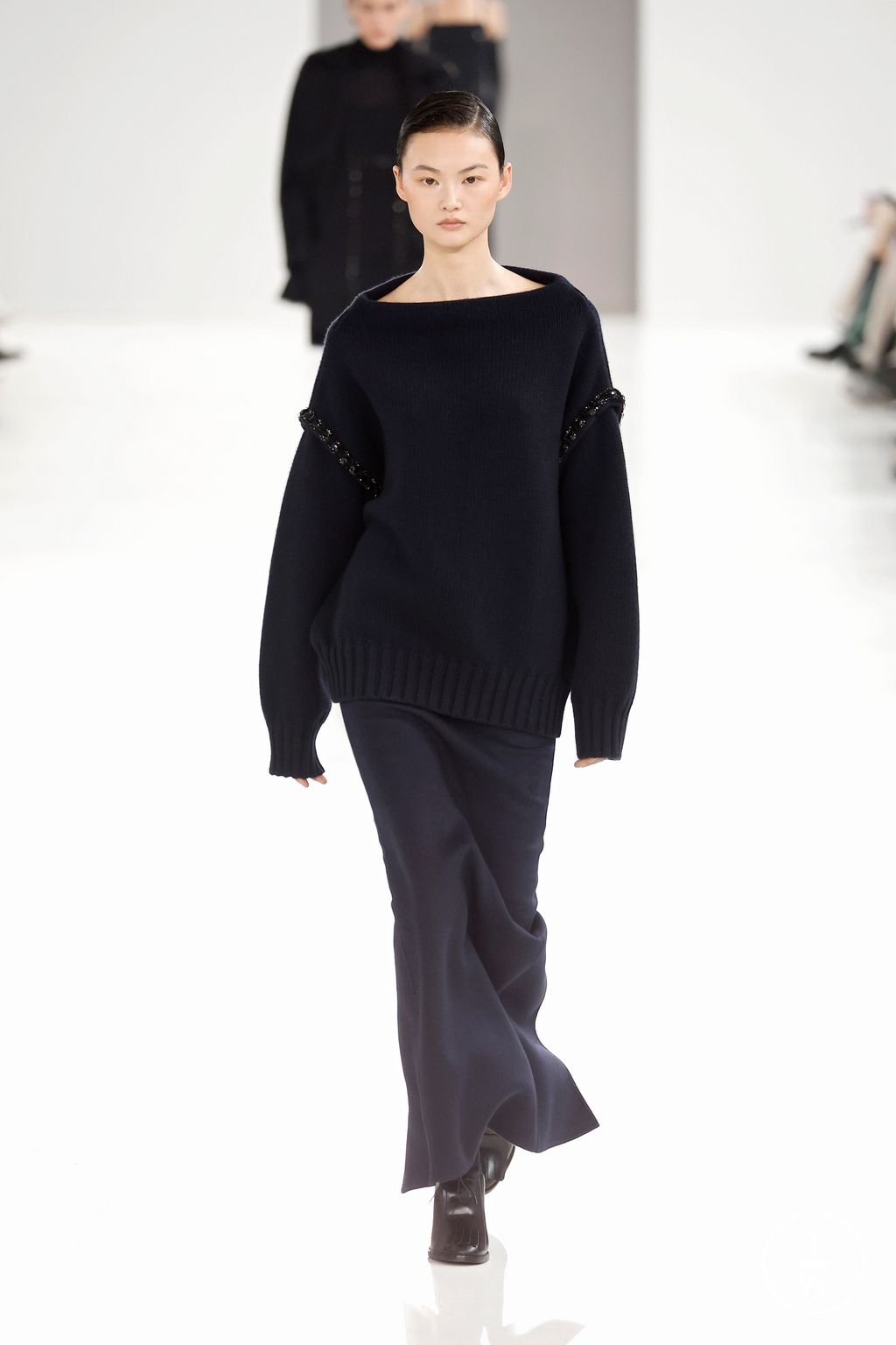 Fashion Week Milan Fall/Winter 2024 look 42 from the Max Mara collection 女装