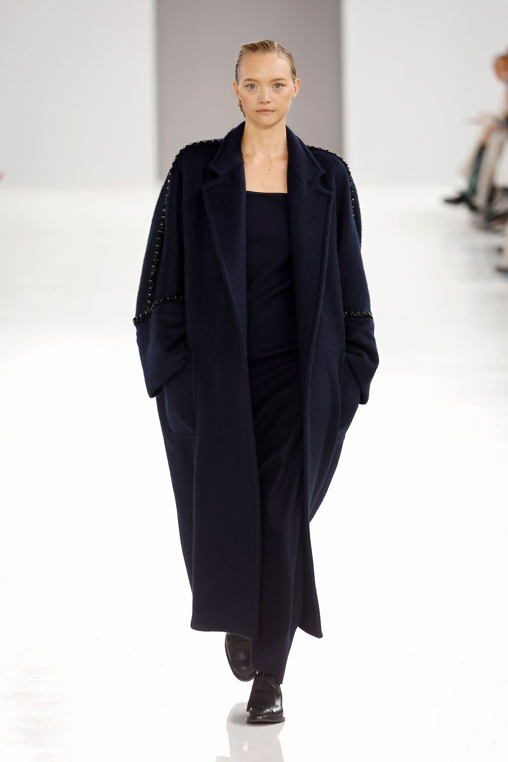 Fashion Week Milan Fall/Winter 2024 look 49 from the Max Mara collection 女装