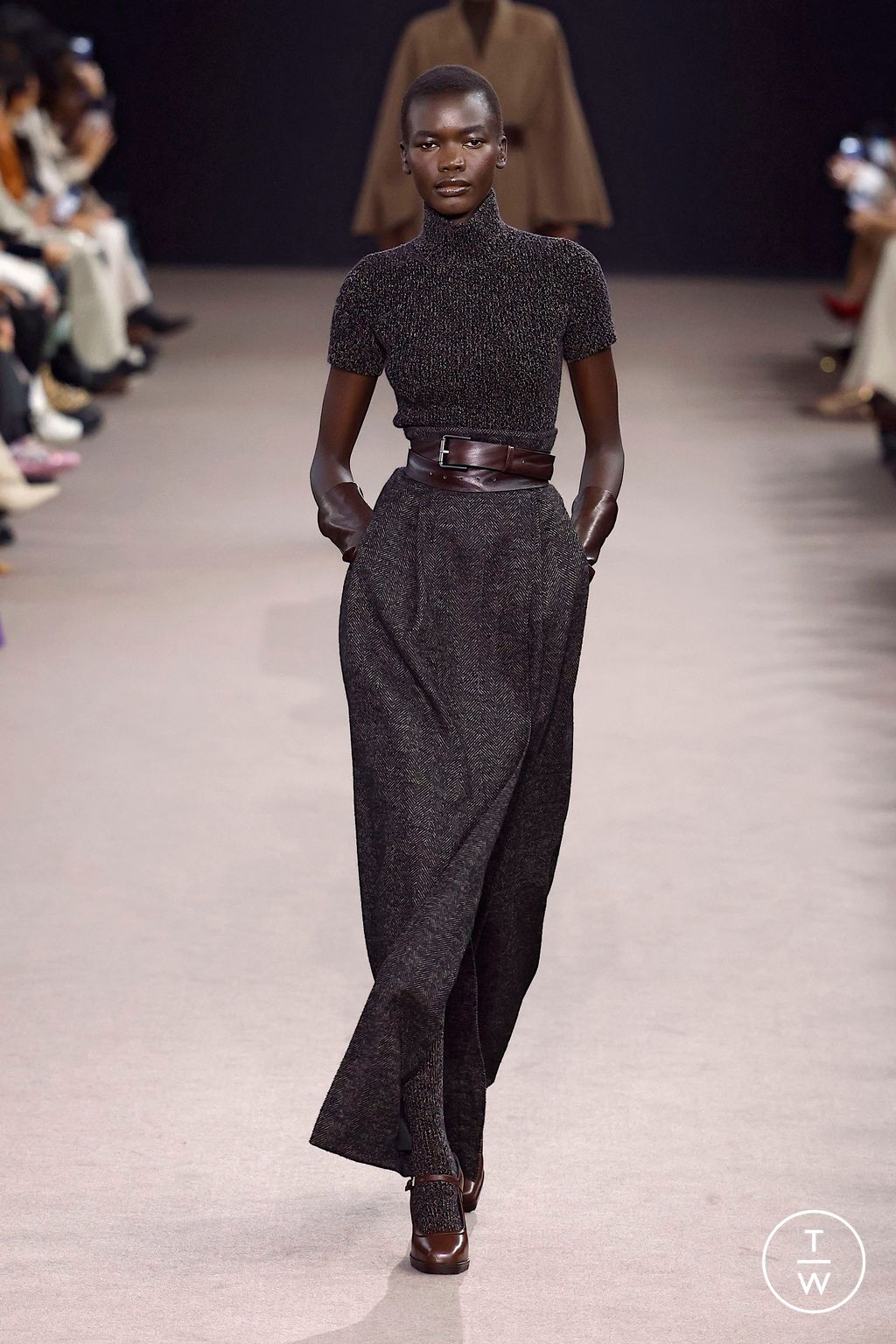 Fashion Week Milan Fall/Winter 2025 look 14 from the Max Mara collection womenswear