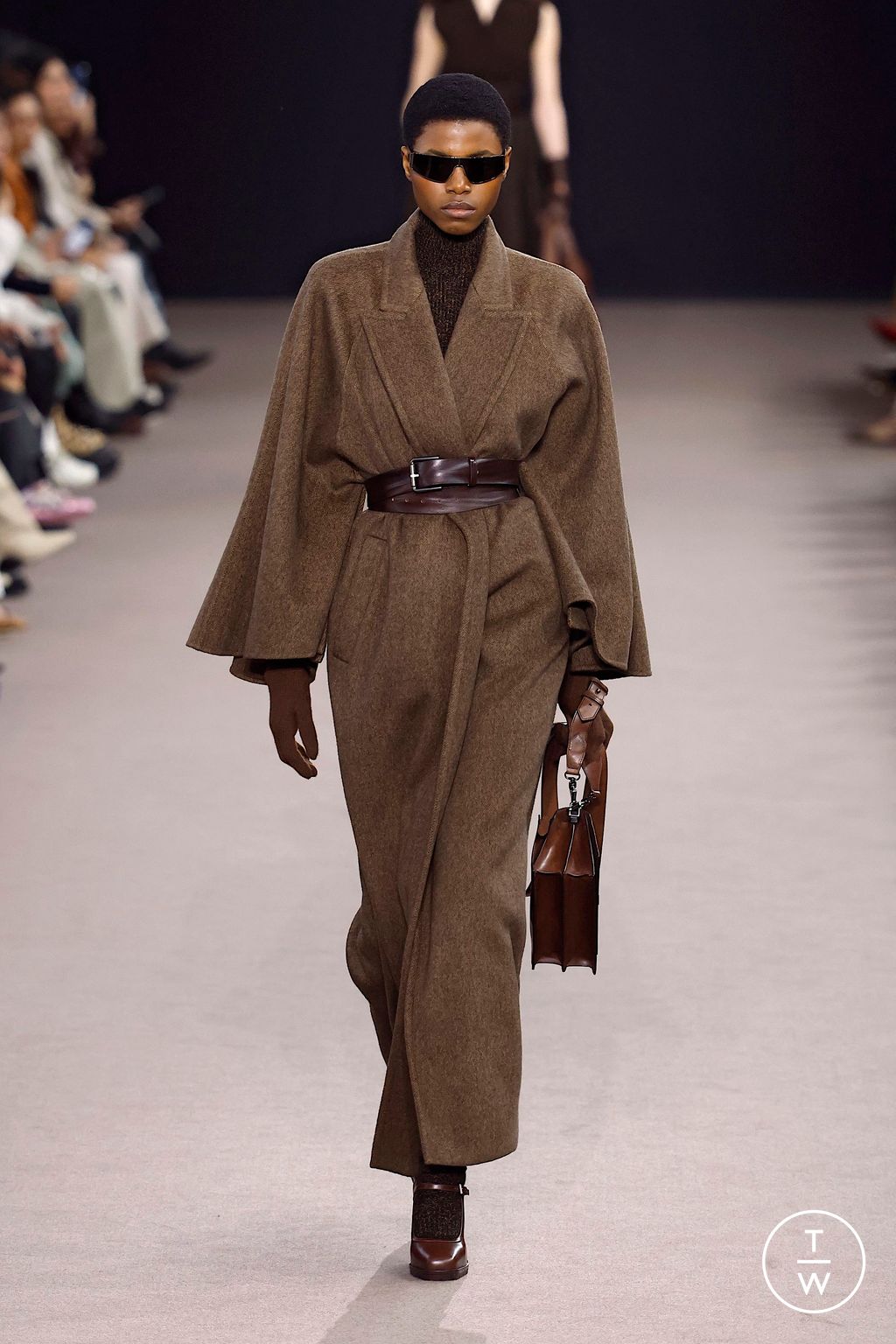 Fashion Week Milan Fall/Winter 2025 look 15 from the Max Mara collection womenswear