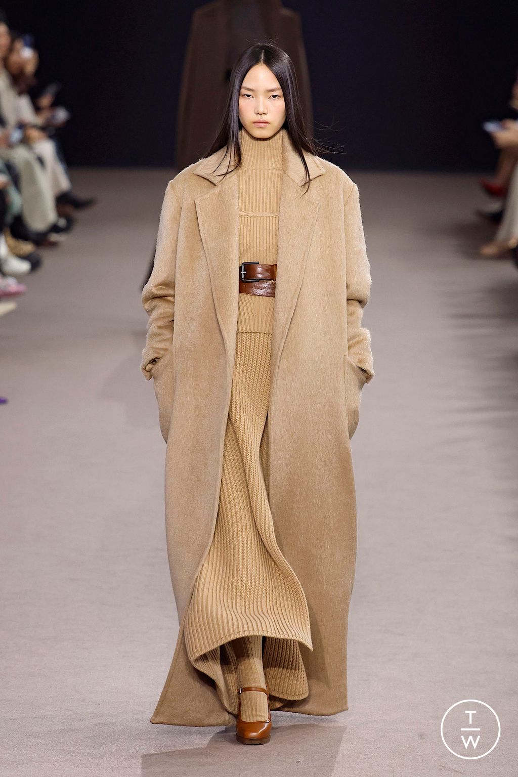 Fashion Week Milan Fall/Winter 2025 look 23 de la collection Max Mara womenswear