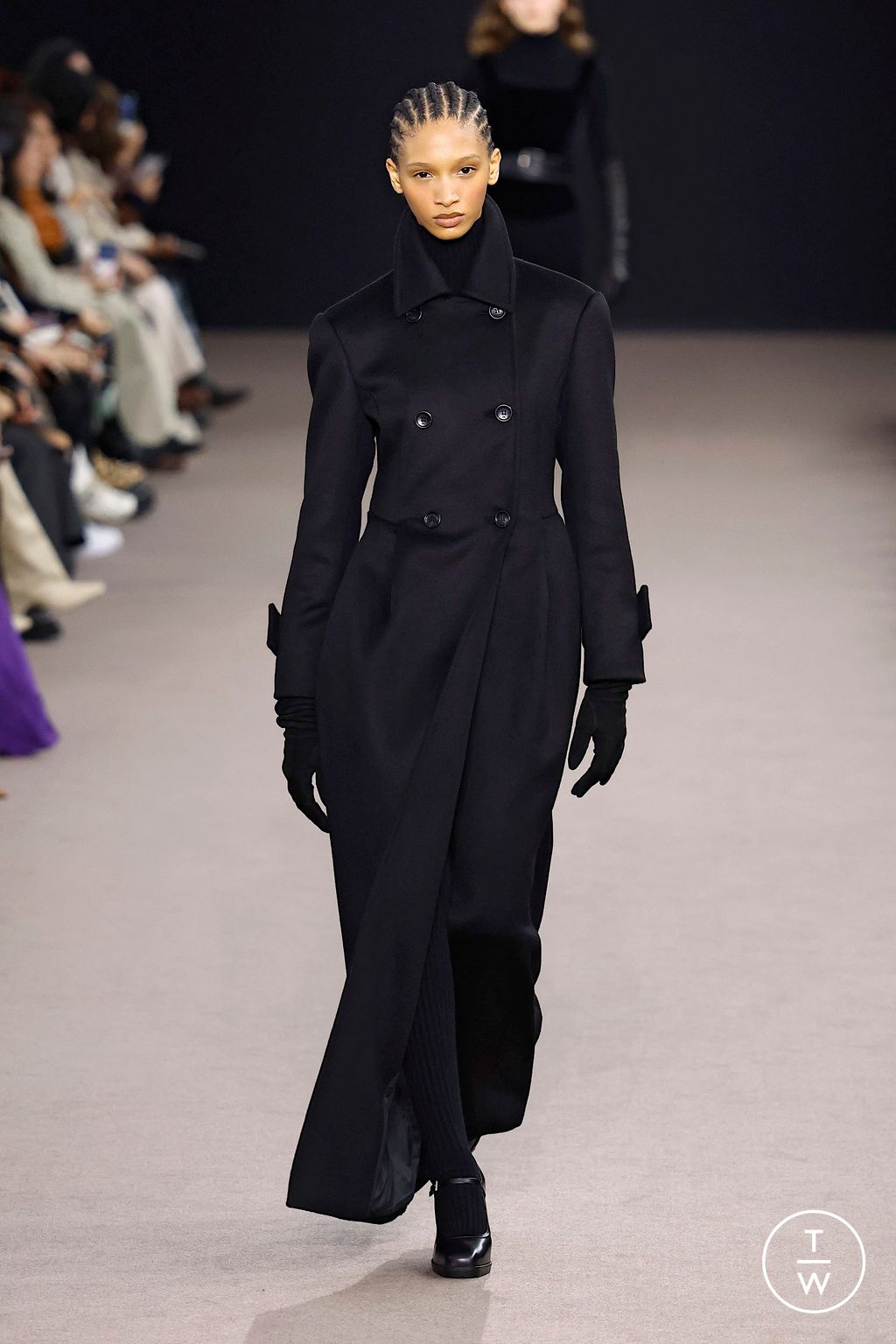 Fashion Week Milan Fall/Winter 2025 look 39 from the Max Mara collection womenswear