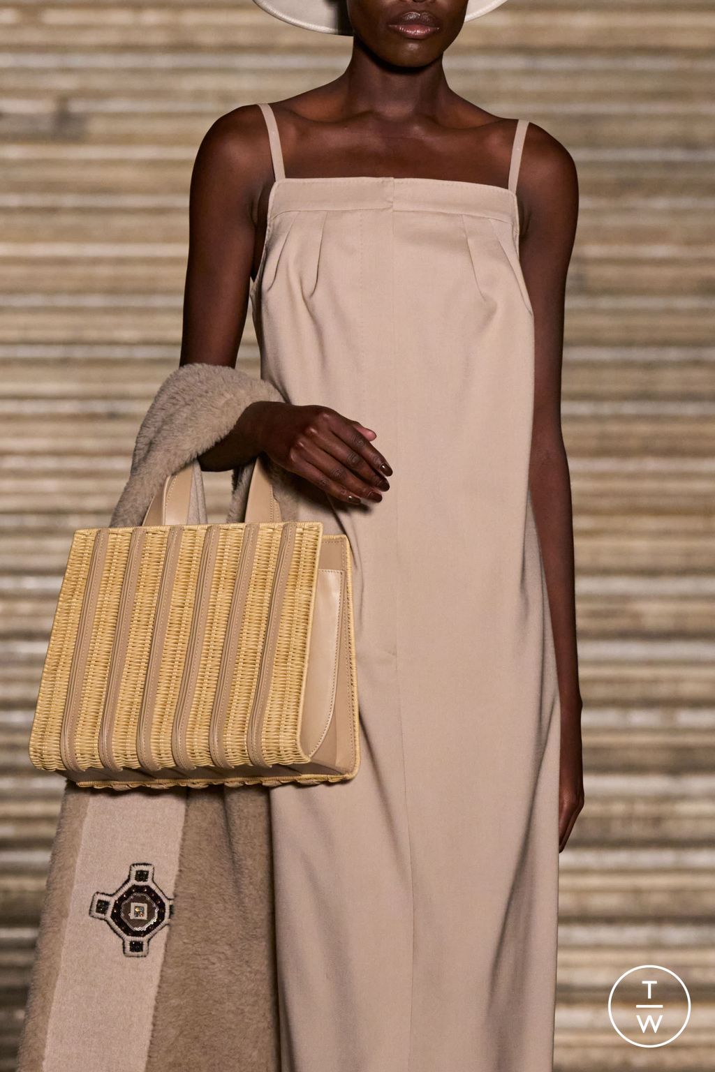 Fashion Week Milan Resort 2026 look 3 from the Max Mara collection womenswear accessories