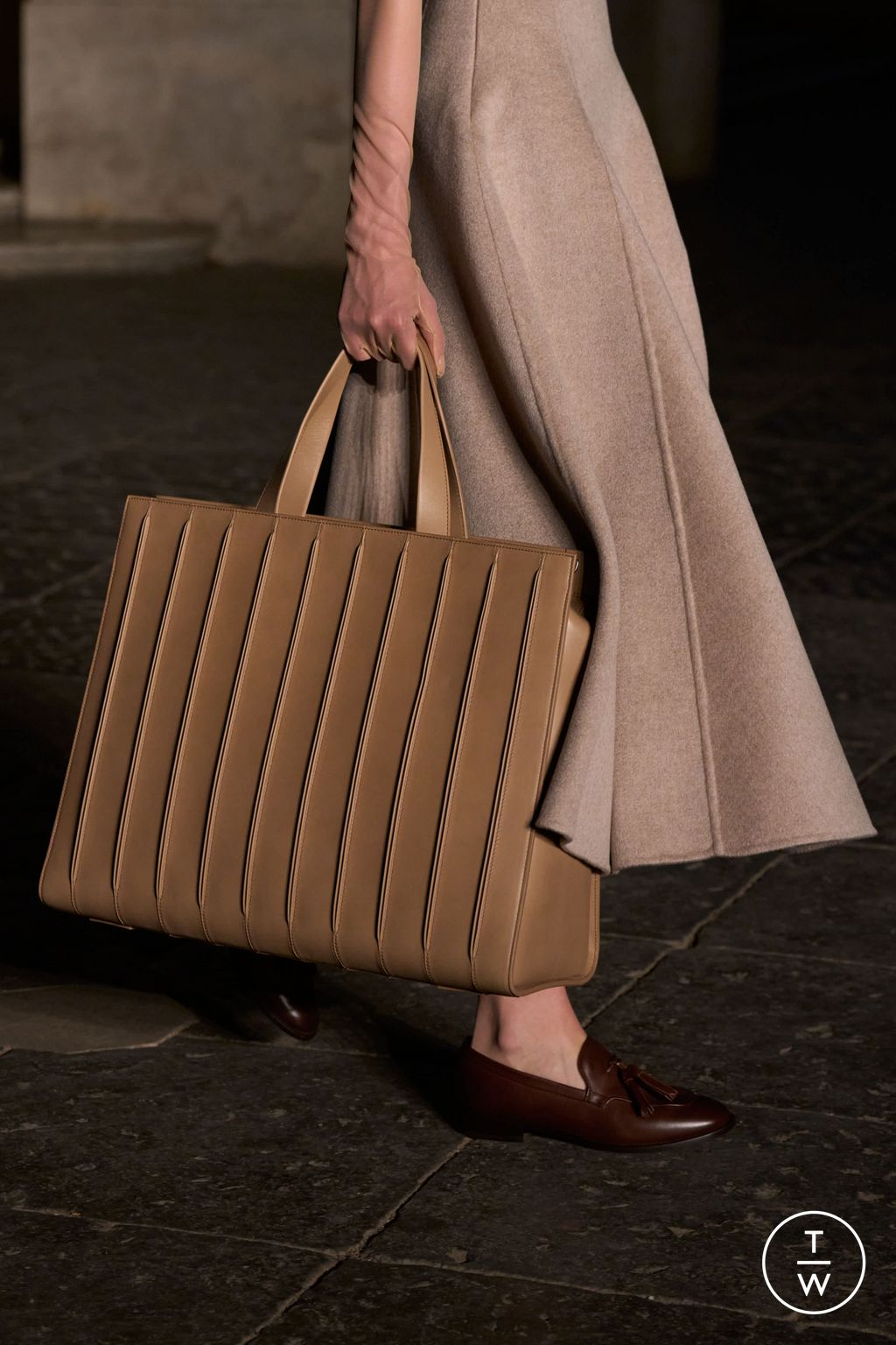 Fashion Week Milan Resort 2026 look 7 from the Max Mara collection womenswear accessories