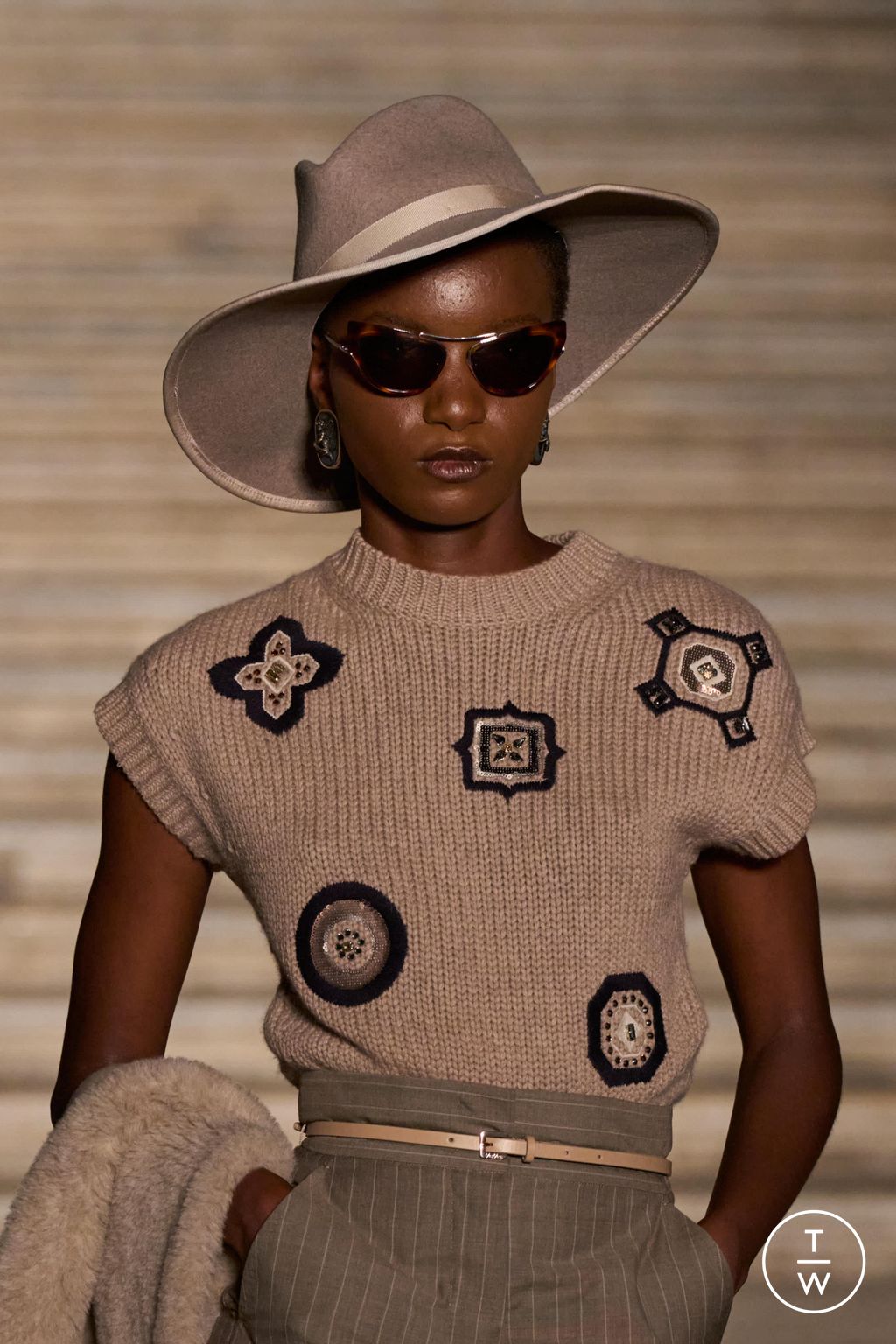 Fashion Week Milan Resort 2026 look 12 from the Max Mara collection womenswear accessories