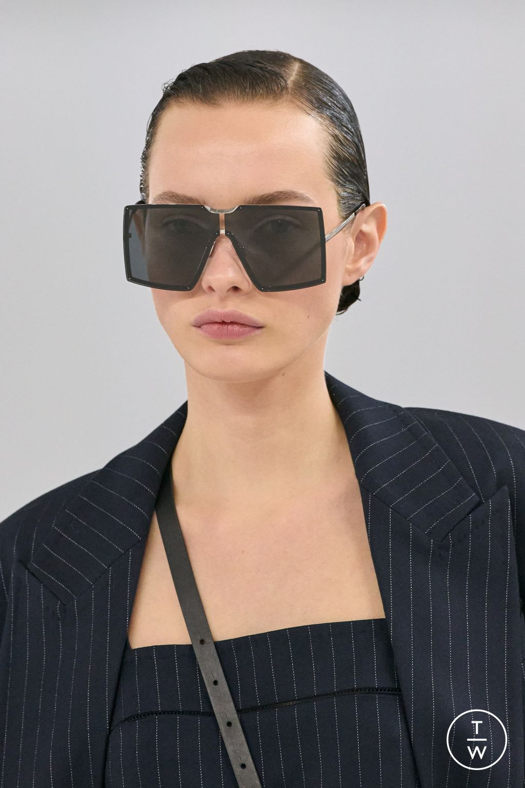 Fashion Week Milan Fall/Winter 2024 look 17 from the Max Mara collection womenswear accessories
