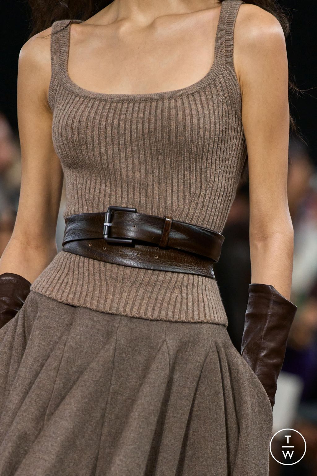 Fashion Week Milan Fall/Winter 2025 look 6 from the Max Mara collection womenswear accessories