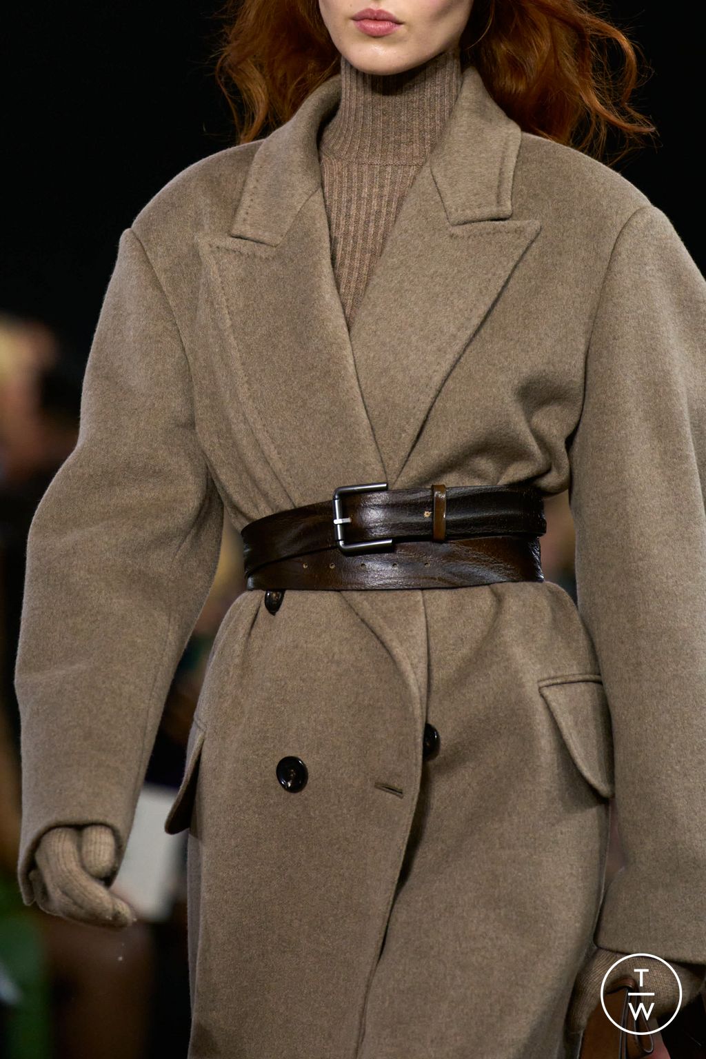 Fashion Week Milan Fall/Winter 2025 look 9 from the Max Mara collection 女装配饰