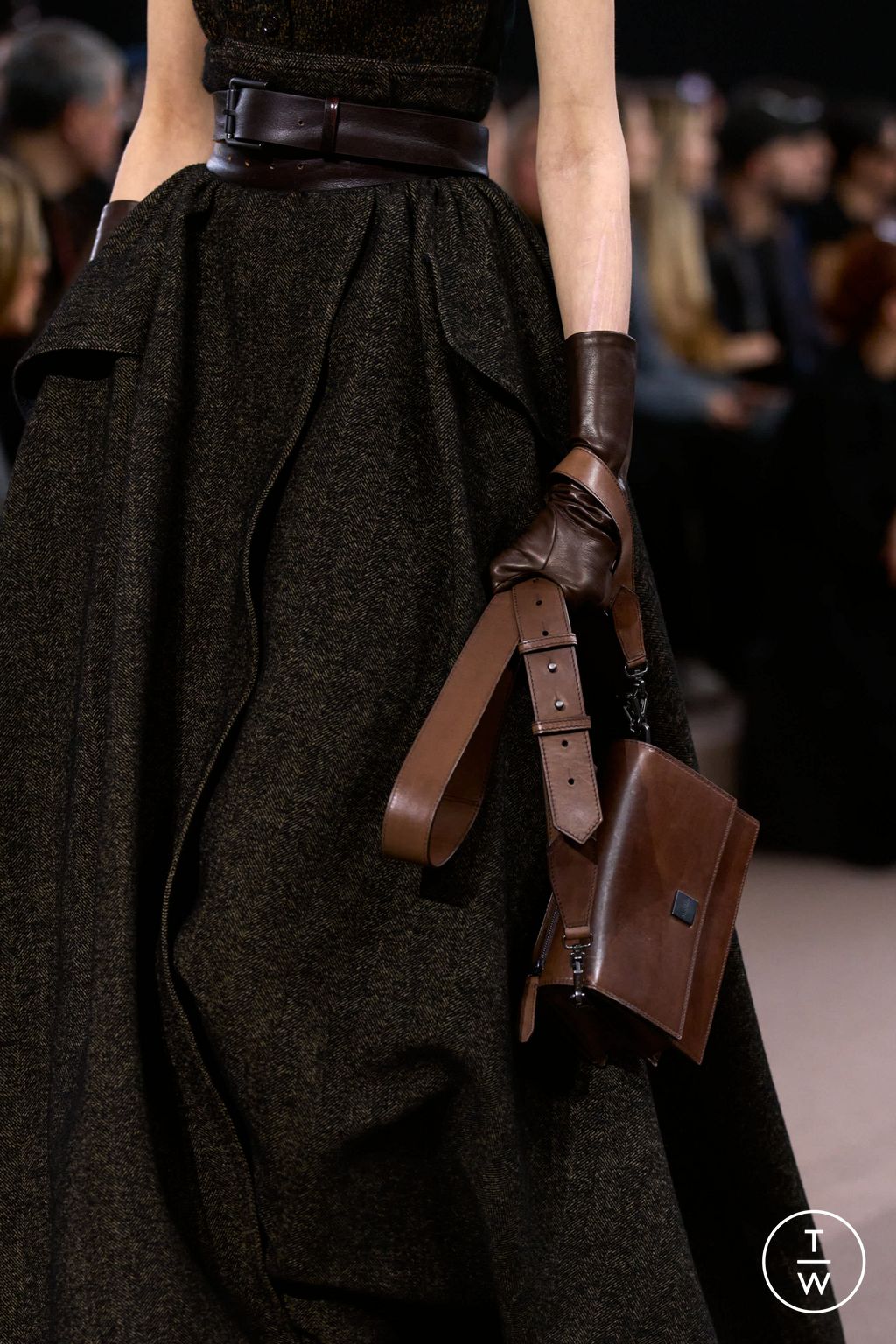 Fashion Week Milan Fall/Winter 2025 look 26 from the Max Mara collection 女装配饰