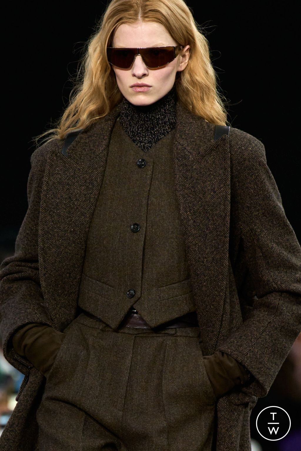 Fashion Week Milan Fall/Winter 2025 look 45 de la collection Max Mara womenswear accessories